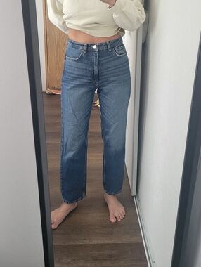 Zara Classic High-Waist Straight Leg Jeans - Blue
